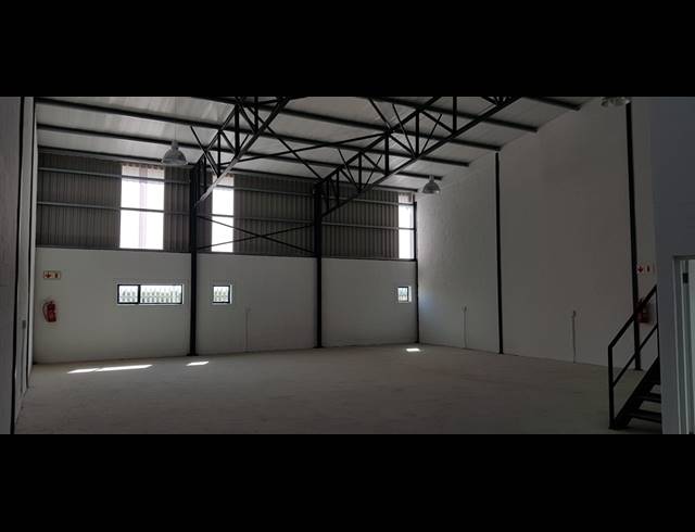 245M² WAREHOUSE TO LET IN RIVERGATE